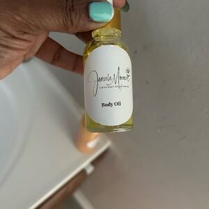 Scented Body Oil